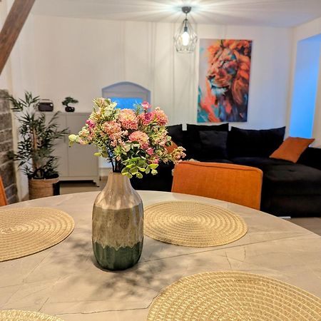 Ferienwohnung Gemuetliche Oase Im Denkmal Bonnigheim Exterior foto